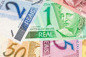 pesos o reales para viajar a brasil